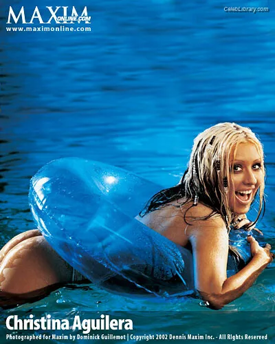 Christina Aguilera photo 12 of 635