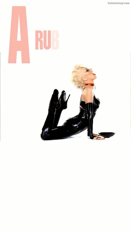 Christina Aguilera photo 20 of 635