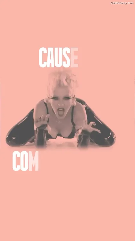 Christina Aguilera photo 23 of 635