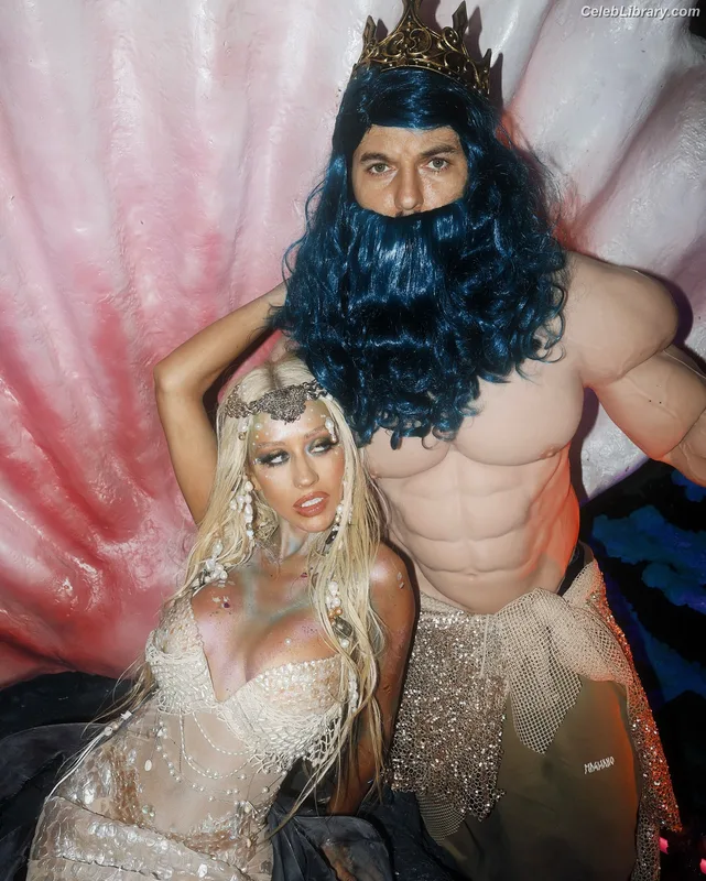 Christina Aguilera photo 19 of 635
