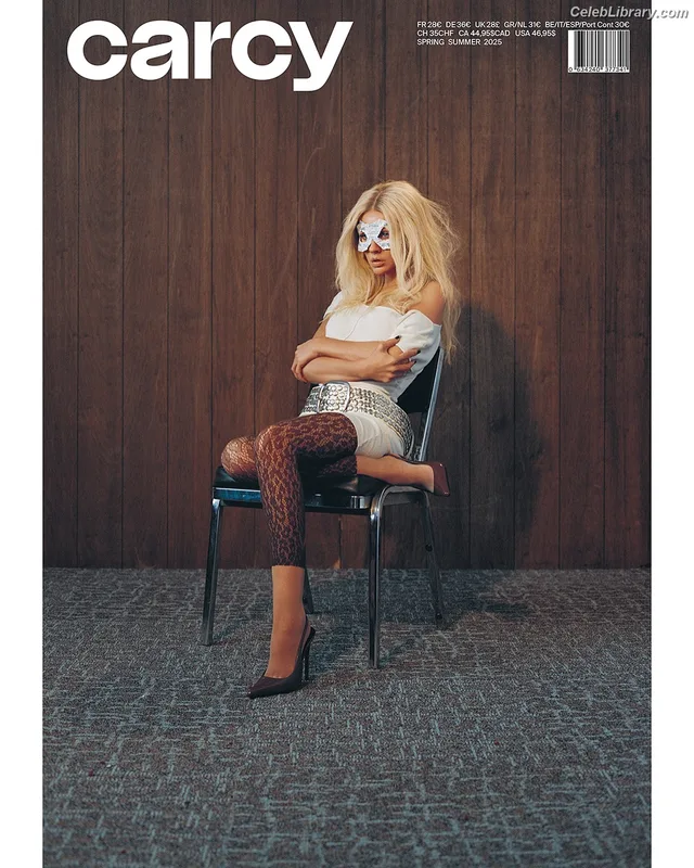 Christina Aguilera photo 6 of 635