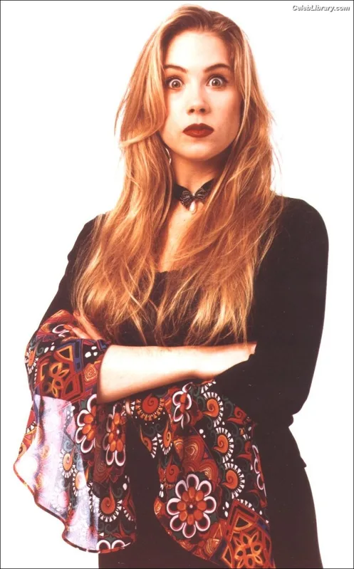Christina Applegate photo 8 of 77