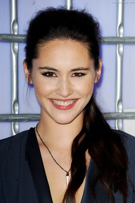 Christina Chong photo 13 of 75