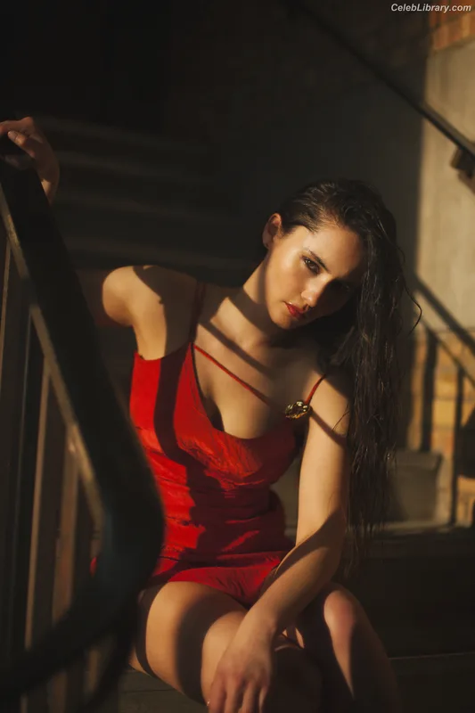 Christina Chong photo 8 of 75