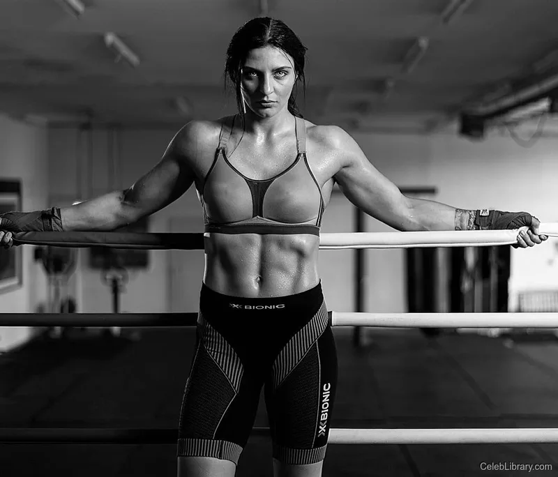 Christina Hammer photo 24 of 389