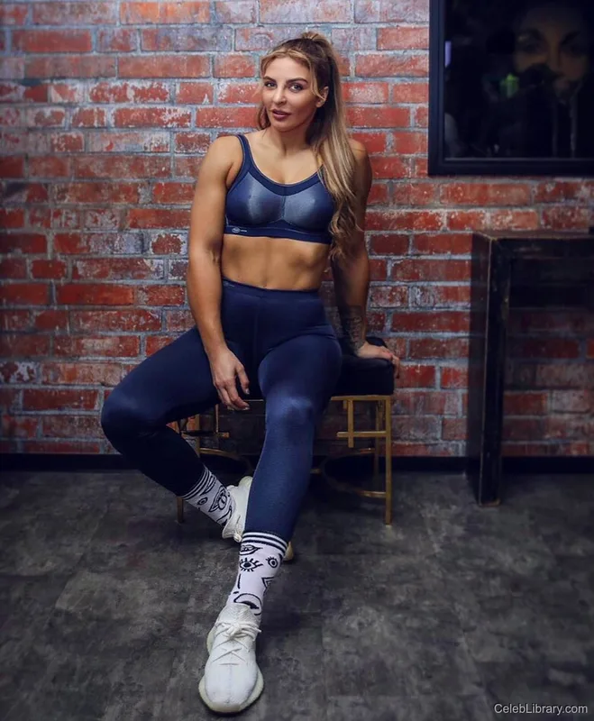Christina Hammer photo 2 of 389