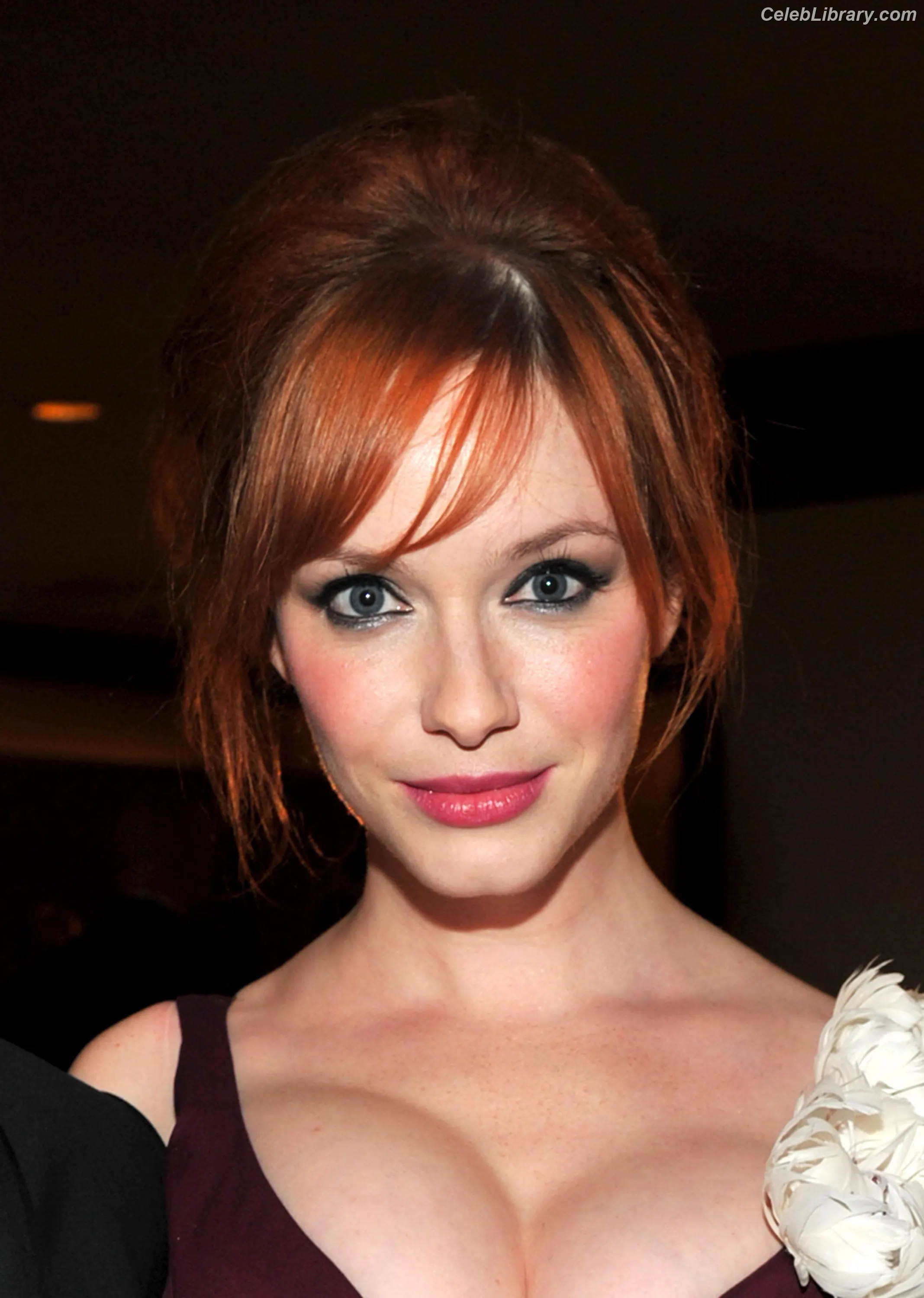Christina Hendricks photo 21 of 2760