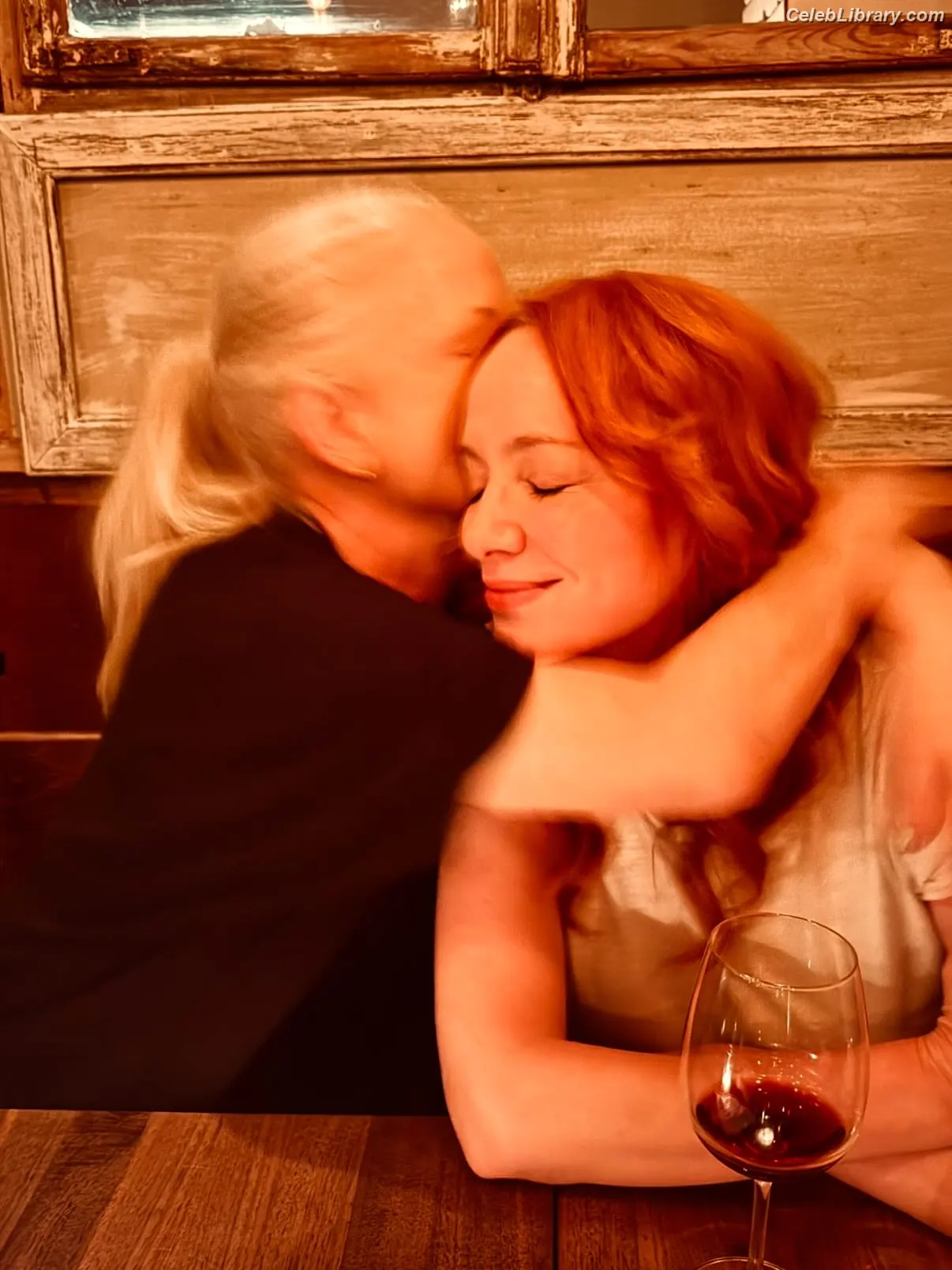 Christina Hendricks photo 1 of 2760