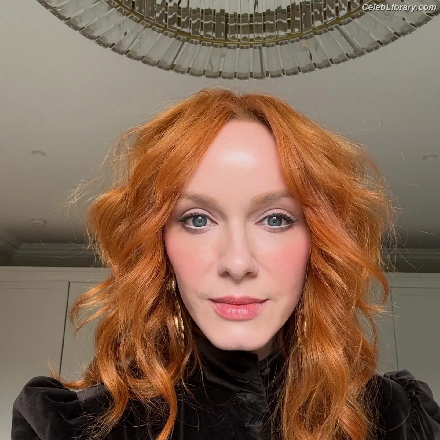Christina Hendricks photo 14 of 2760