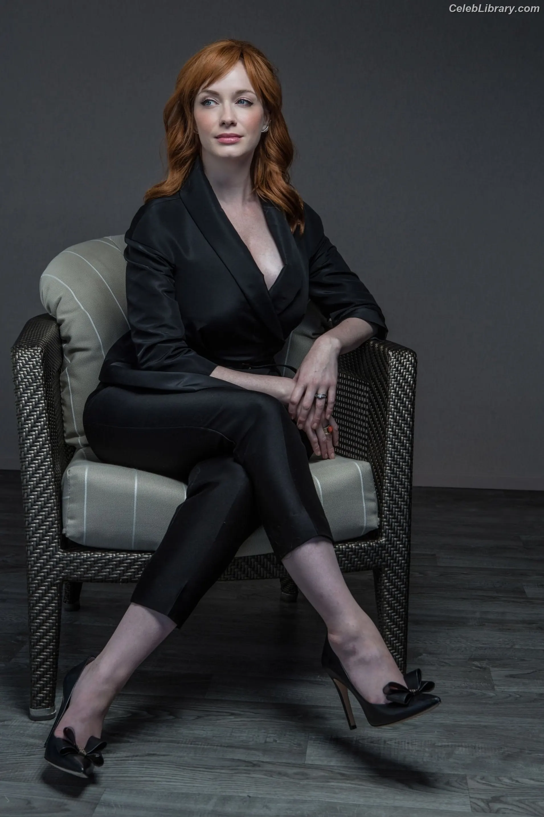 Christina Hendricks photo 23 of 2760