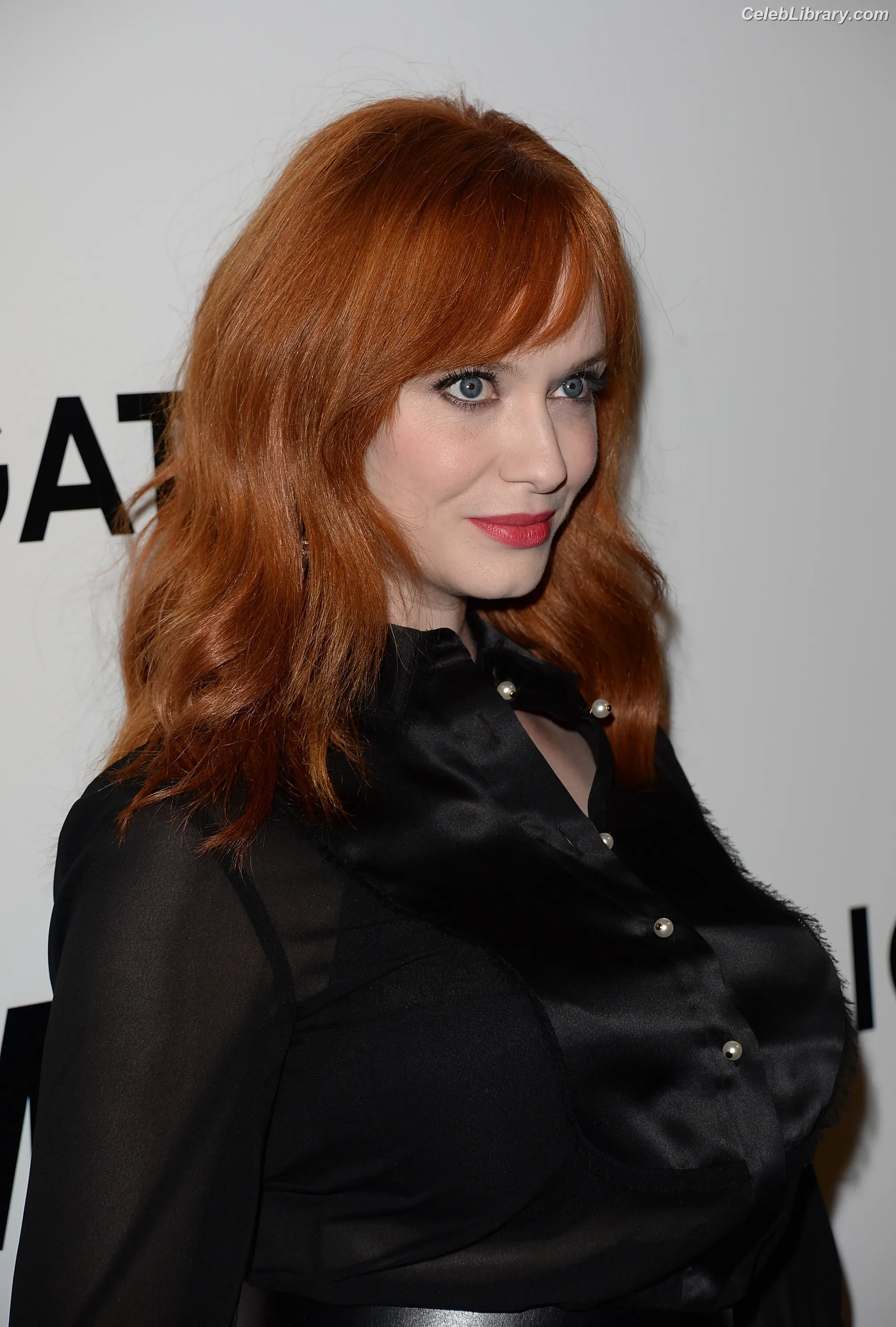 Christina Hendricks photo 9 of 2760