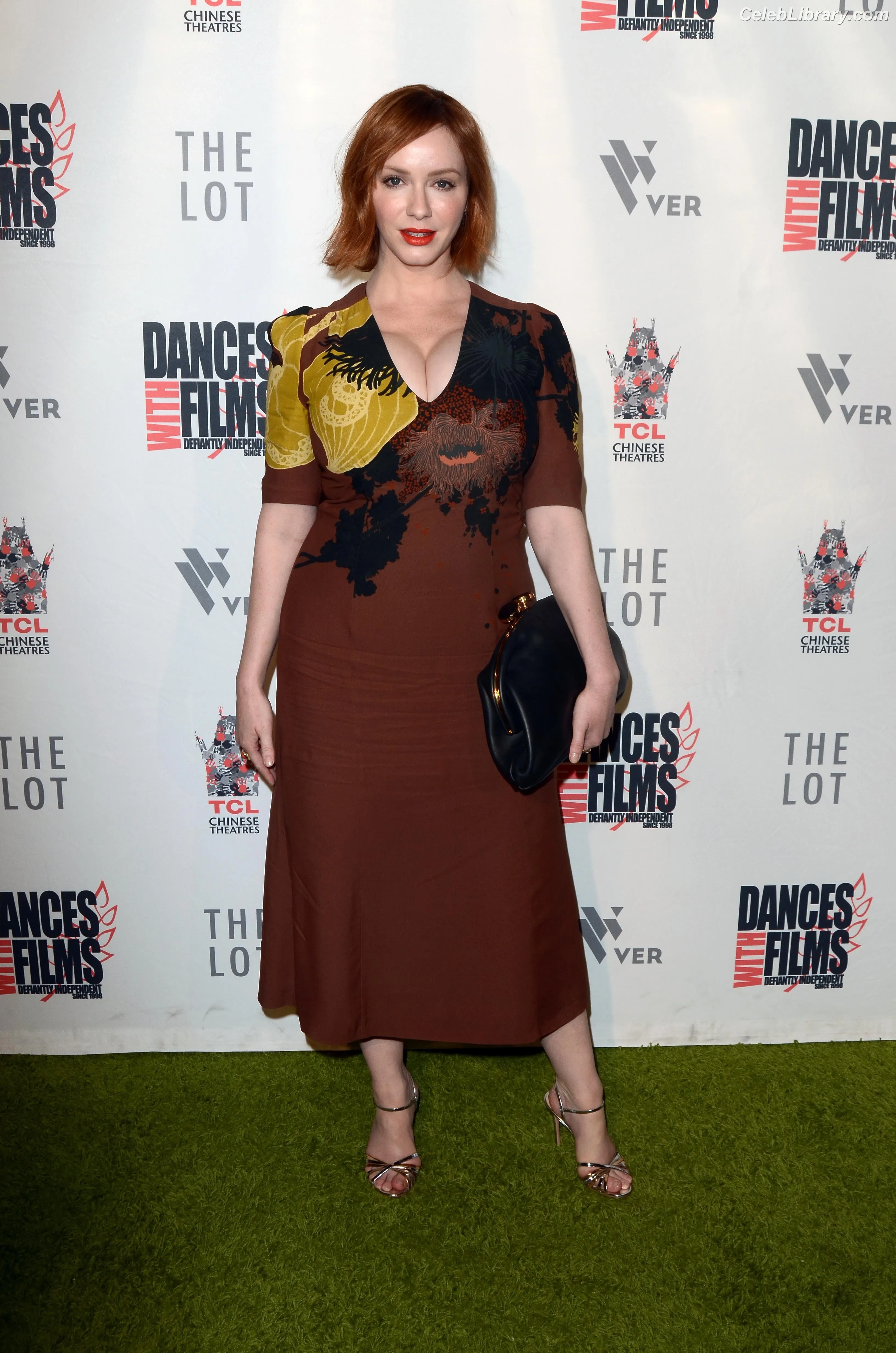 Christina Hendricks photo 8 of 2760