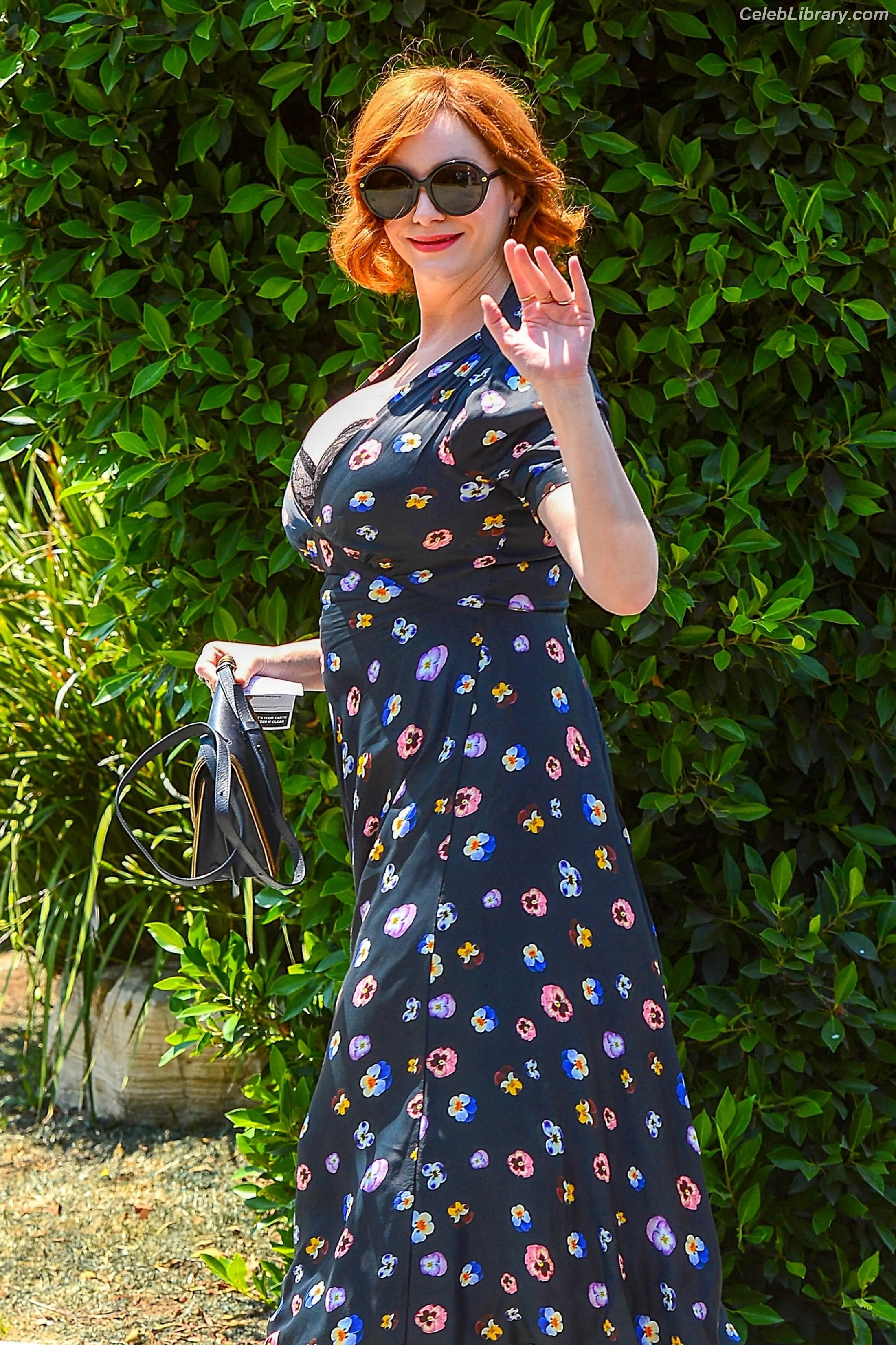 Christina Hendricks photo 8 of 2760