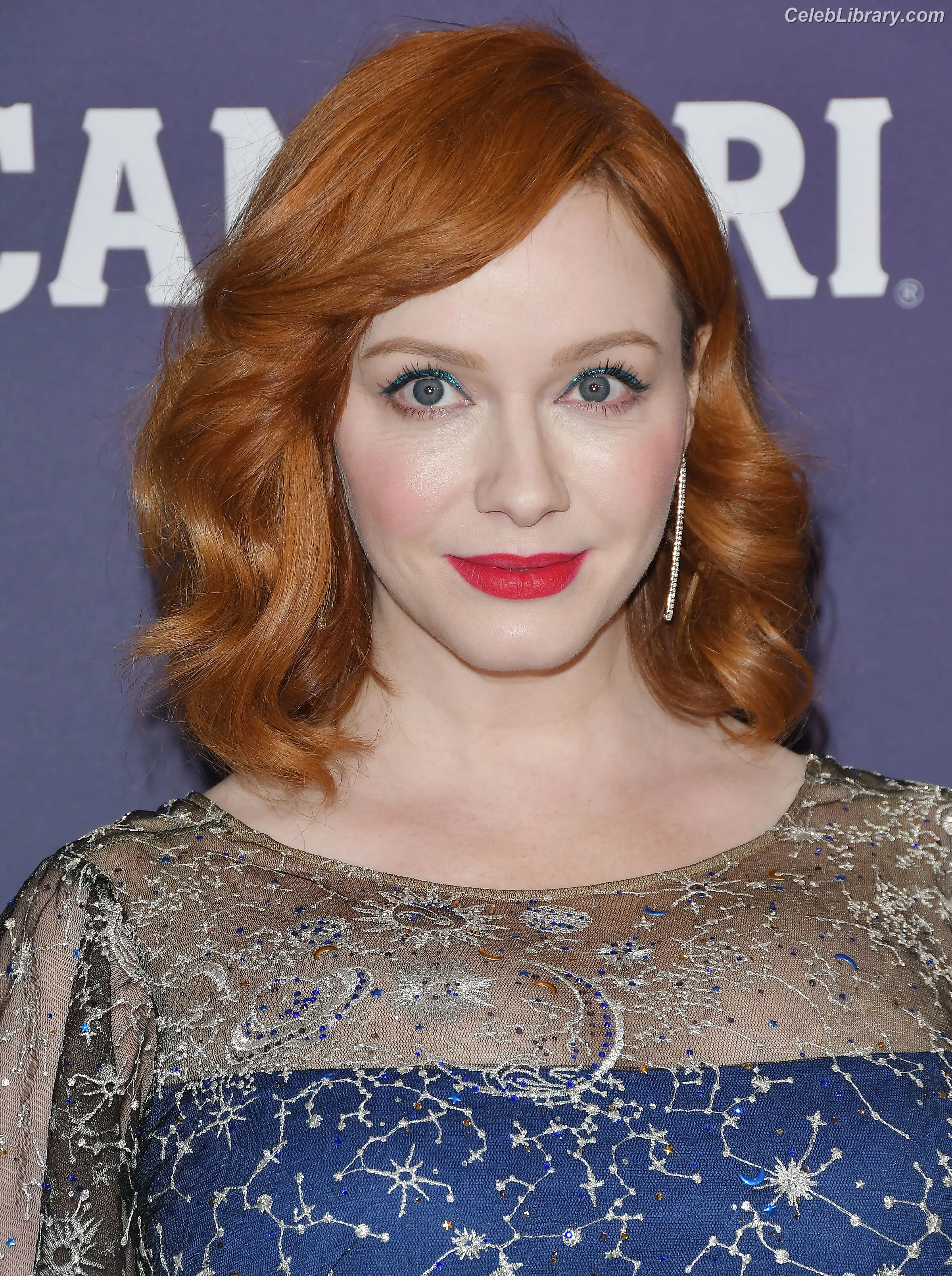 Christina Hendricks photo 5 of 2760