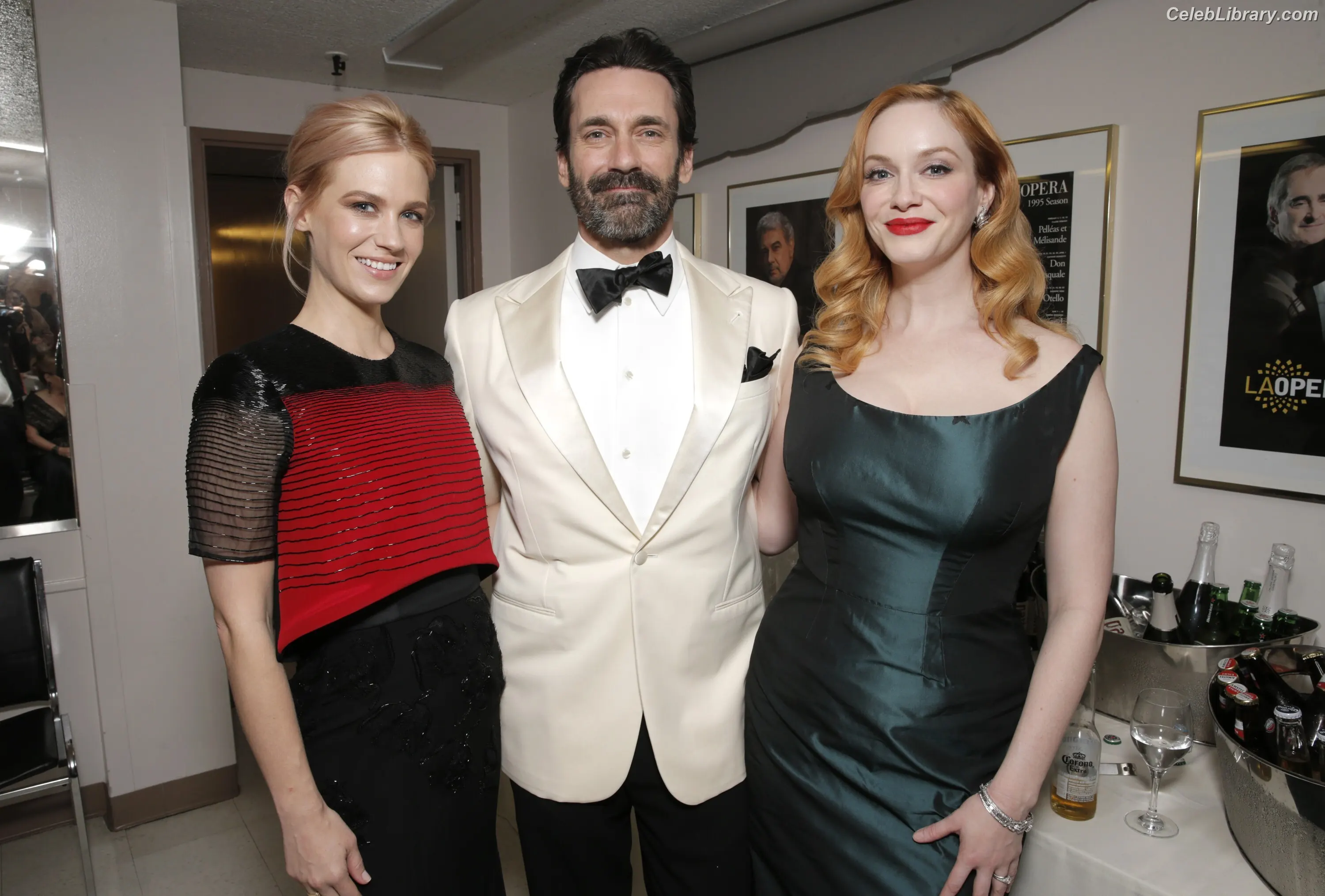 Christina Hendricks photo 18 of 2760