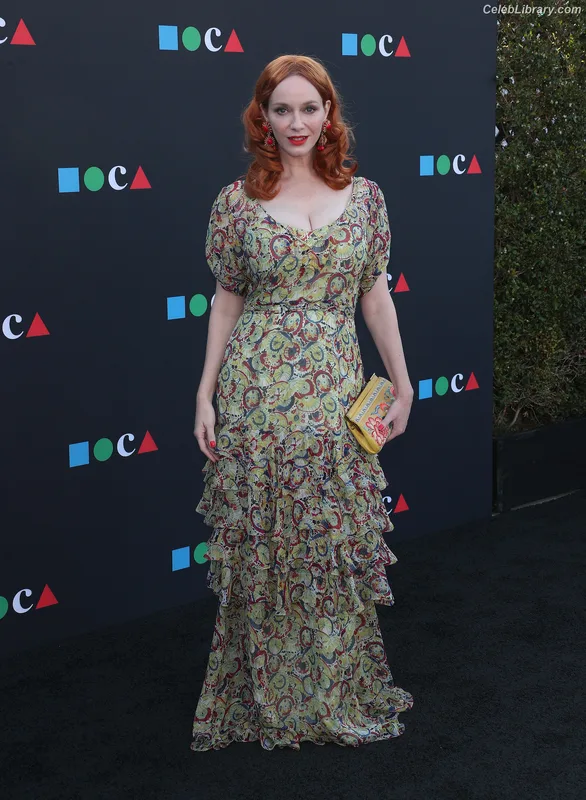 Christina Hendricks photo 8 of 2758