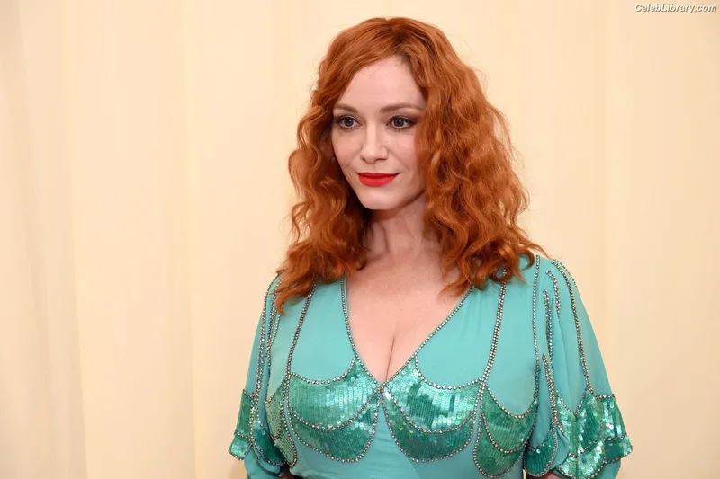 Christina Hendricks photo 14 of 2758