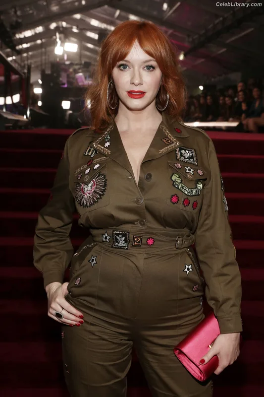 Christina Hendricks photo 4 of 2758