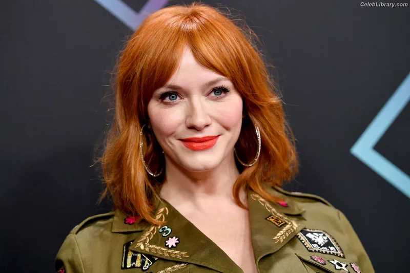 Christina Hendricks photo 10 of 2758