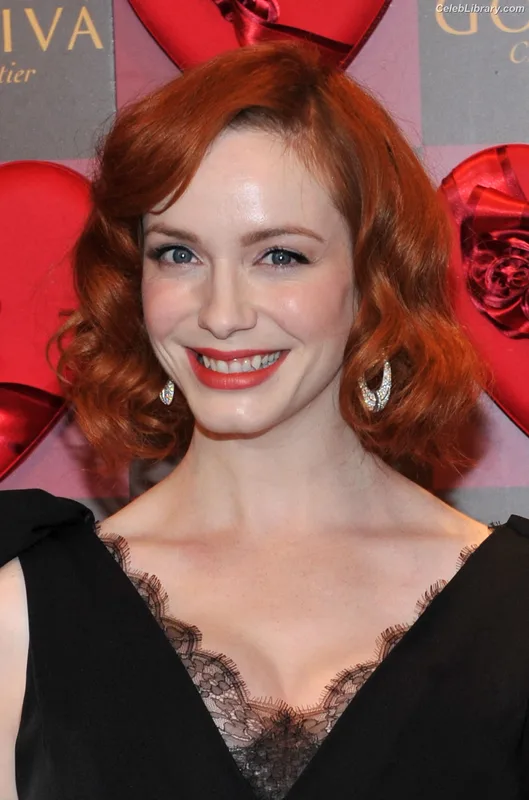 Christina Hendricks photo 6 of 2758