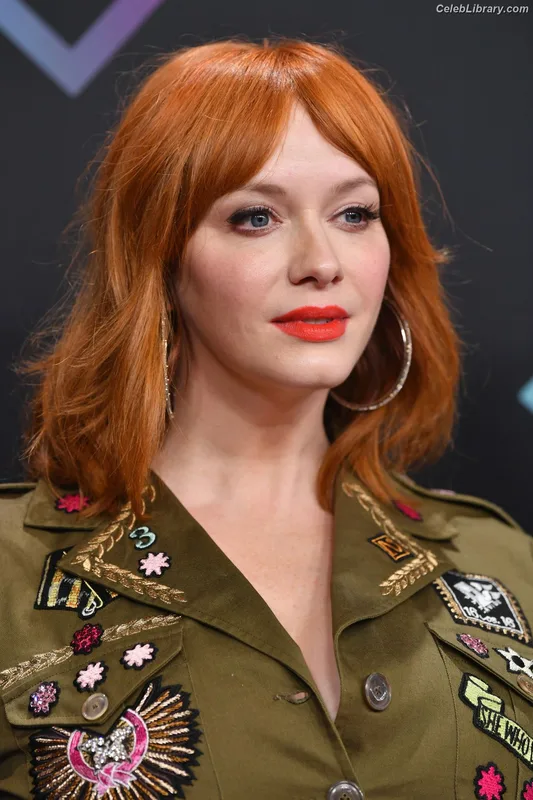 Christina Hendricks photo 8 of 2758