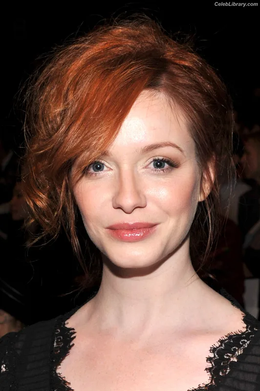 Christina Hendricks photo 21 of 2758