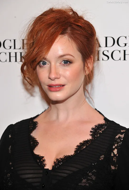 Christina Hendricks photo 5 of 2758