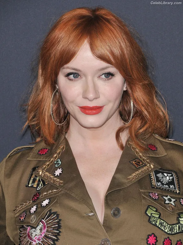 Christina Hendricks photo 5 of 2758