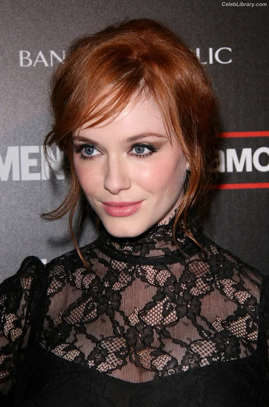 Christina Hendricks photo 7 of 2758
