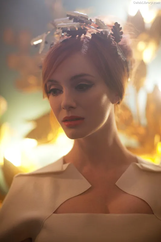 Christina Hendricks photo 5 of 2758