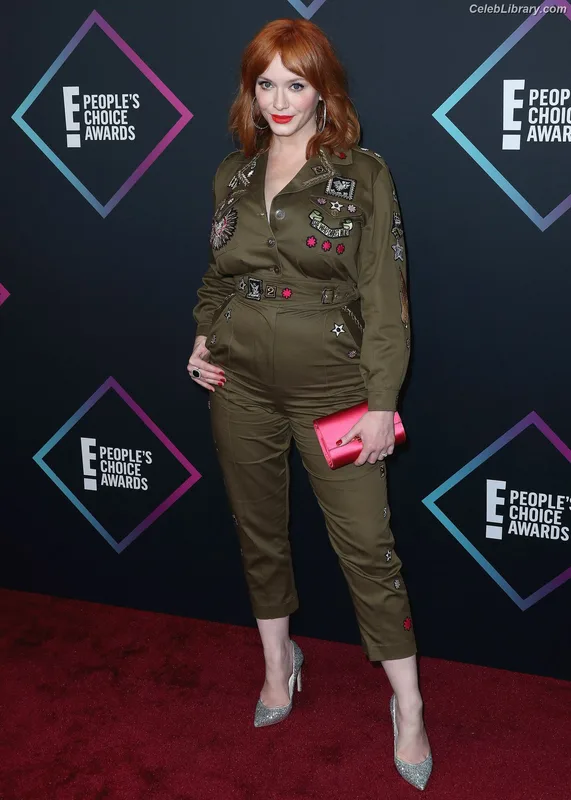 Christina Hendricks photo 10 of 2758