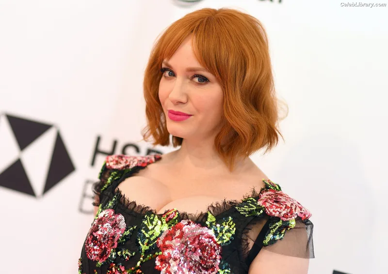 Christina Hendricks photo 12 of 2758
