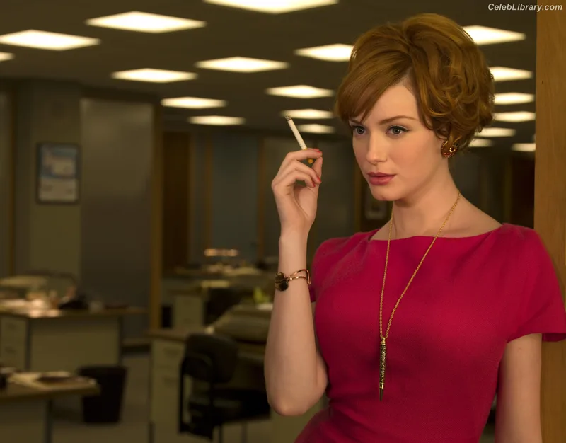 Christina Hendricks photo 6 of 2758