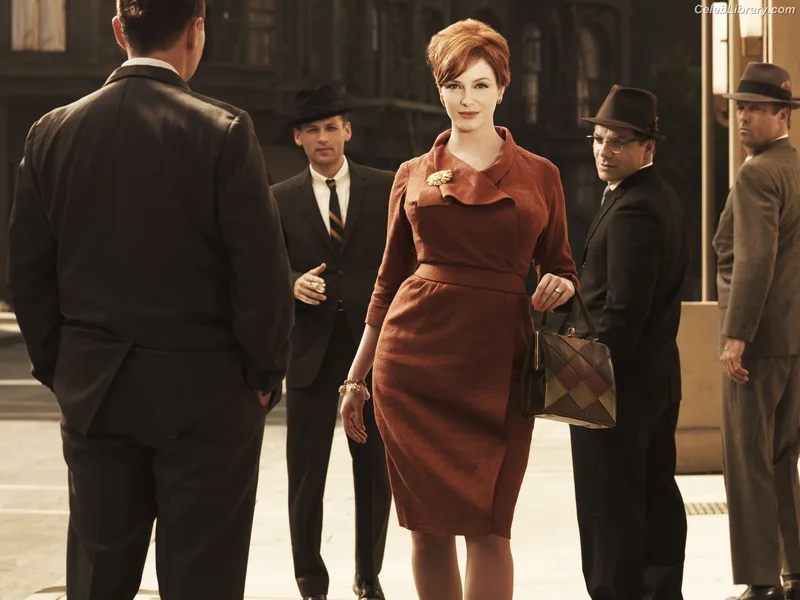 Christina Hendricks photo 5 of 2758