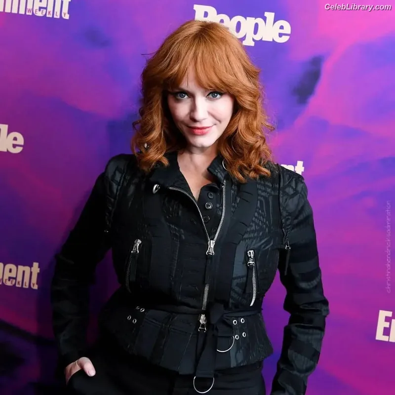 Christina Hendricks photo 20 of 2758