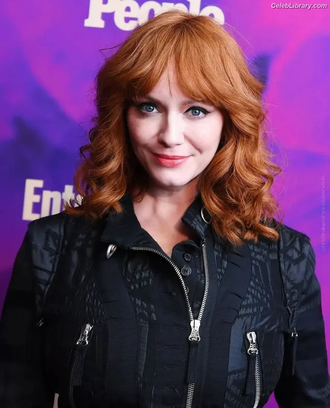 Christina Hendricks photo 22 of 2758