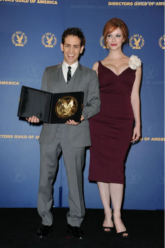 Christina Hendricks photo 5 of 2758