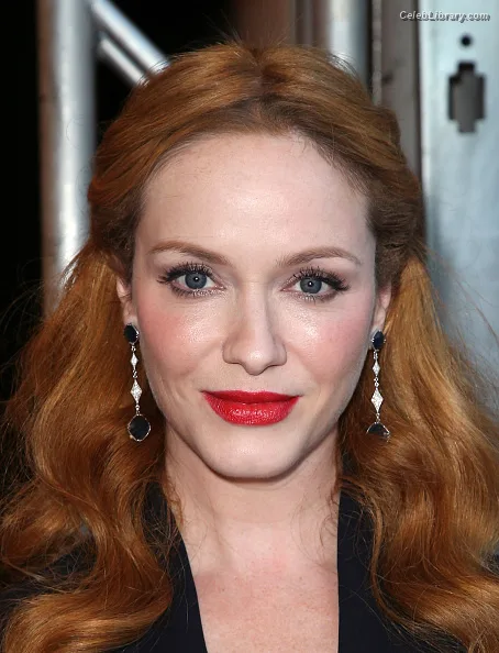 Christina Hendricks photo 10 of 2758