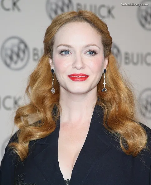 Christina Hendricks photo 6 of 2758