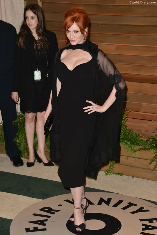 Christina Hendricks photo 10 of 2758