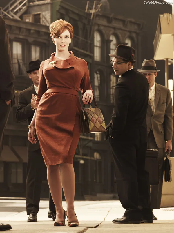 Christina Hendricks photo 21 of 2758