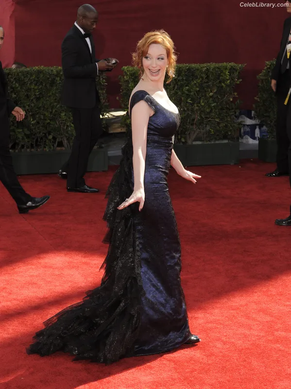 Christina Hendricks photo 5 of 2758