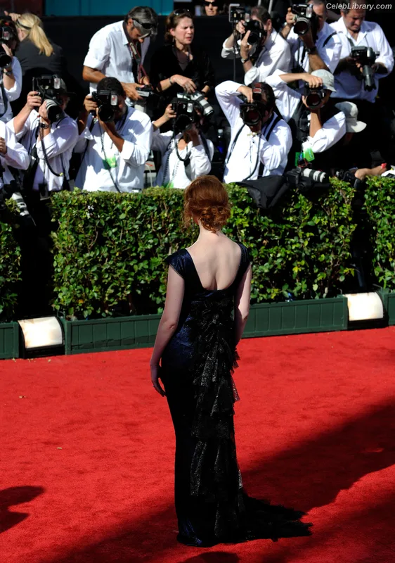 Christina Hendricks photo 6 of 2758