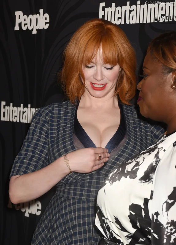 Christina Hendricks photo 15 of 2758