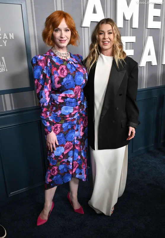Christina Hendricks photo 14 of 2758