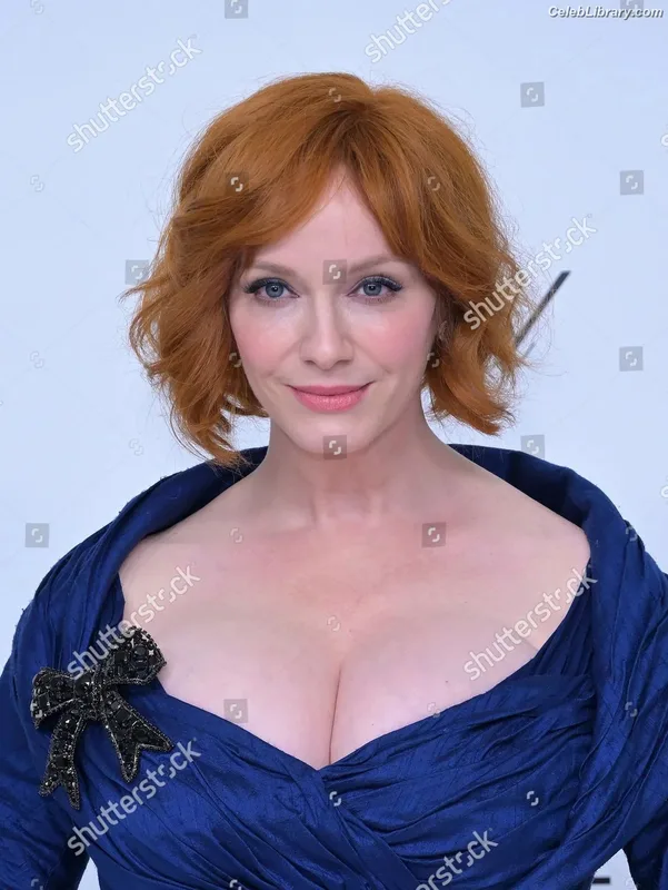 Christina Hendricks photo 1 of 2758
