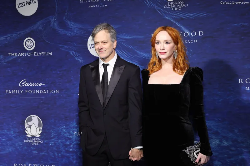 Christina Hendricks photo 12 of 2758