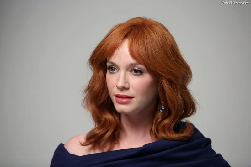 Christina Hendricks photo 14 of 2758