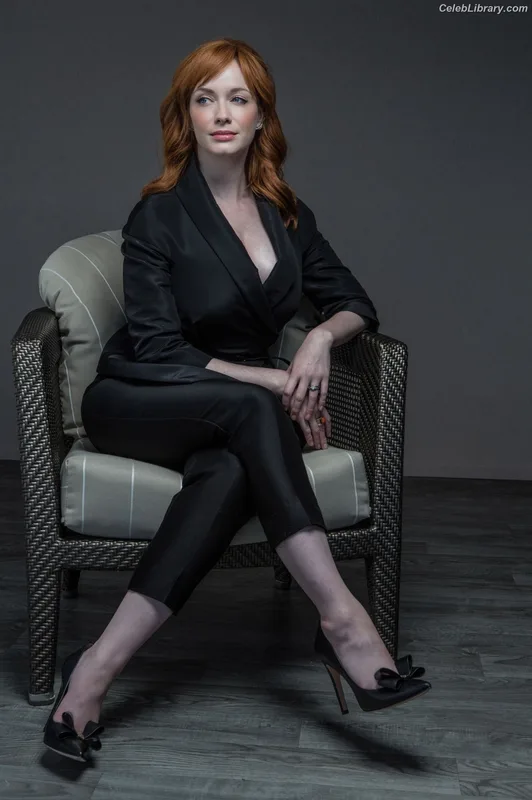 Christina Hendricks photo 20 of 2758