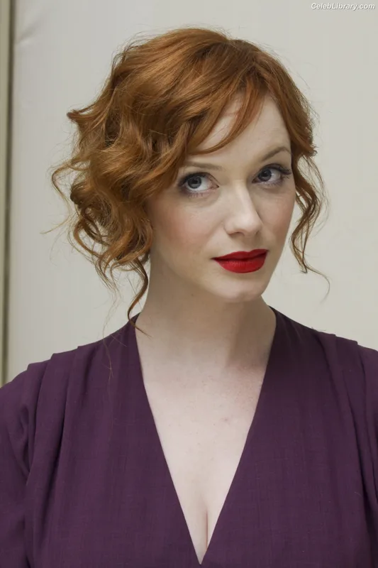 Christina Hendricks photo 23 of 2758